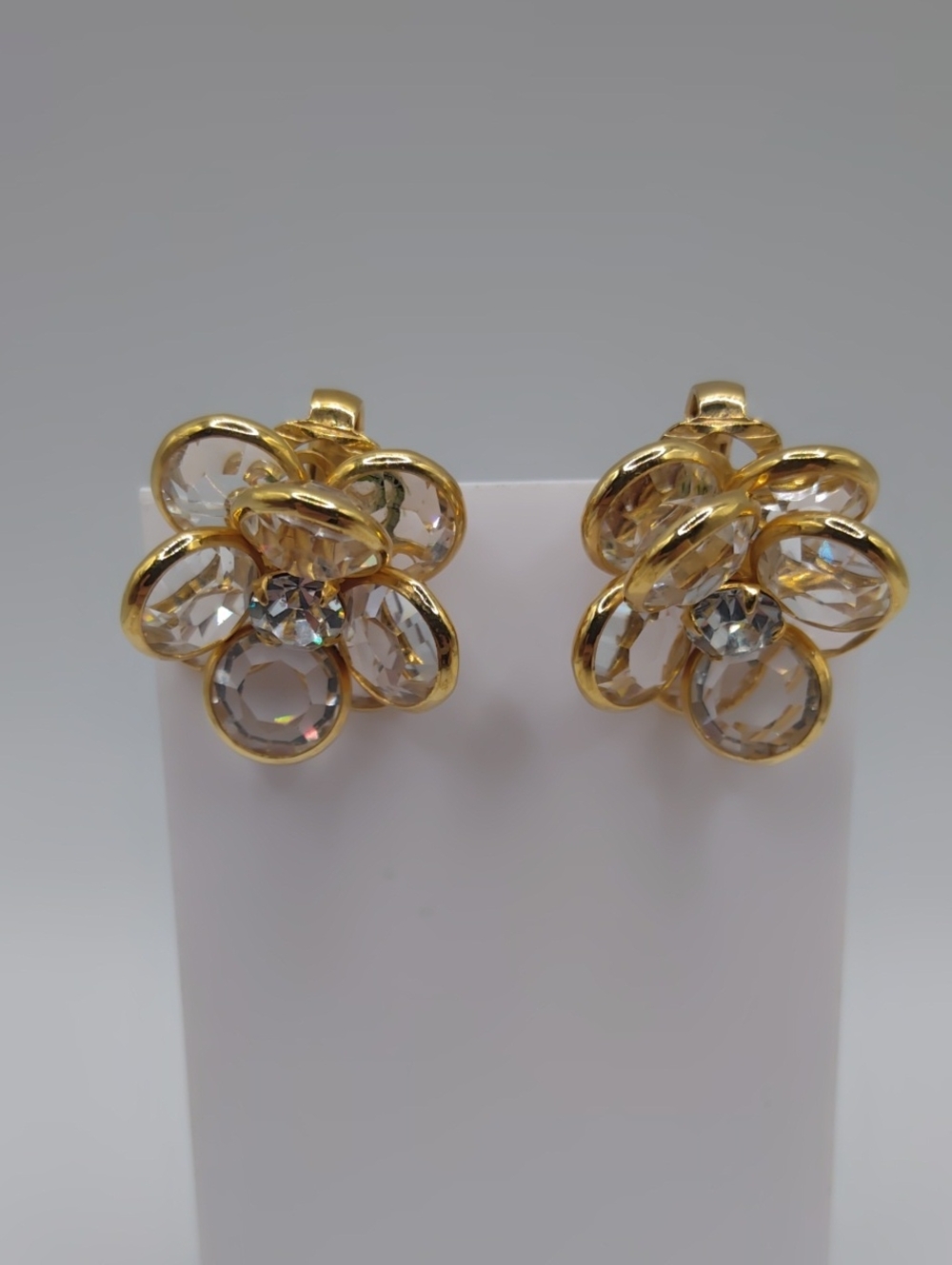 Swarovski Clear Crystal Long Necklace, Bracelet, And Matching Clip Earrings - Picture 5 of 13